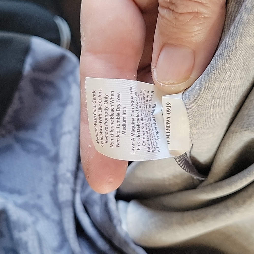 Avia quarter zip jacket with shinch waist XL (16-18) - Picture 9 of 9